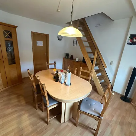 Apartmán Ruhige In Duisburg